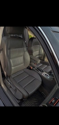 Audi A4 cena 13900 przebieg: 254000, rok produkcji 2001 z Staszów małe 211